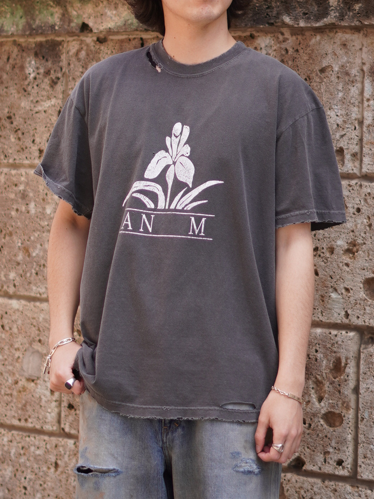 ANCELLM（アンセルム）＞ブランドらしいエイジングが魅力のTシャツ