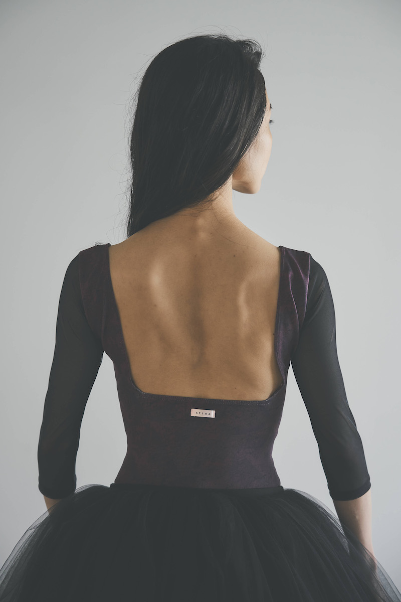 stina / type U ballerina + / crimson core